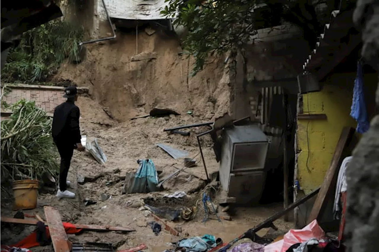 El Salvador death toll rises to 19 as heavy rains continue