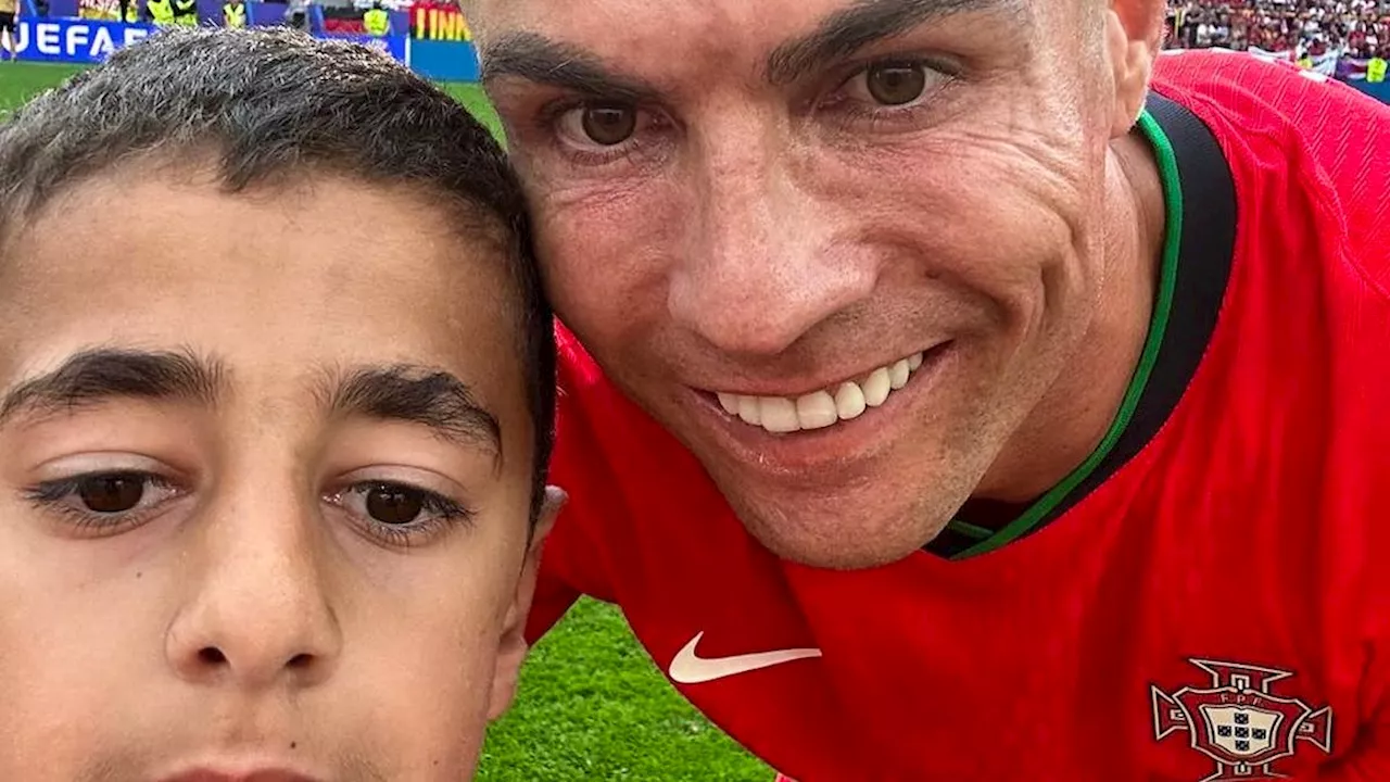 EM 2024: Junge flitzt aufs Feld für Selfie mit Cristiano Ronaldo