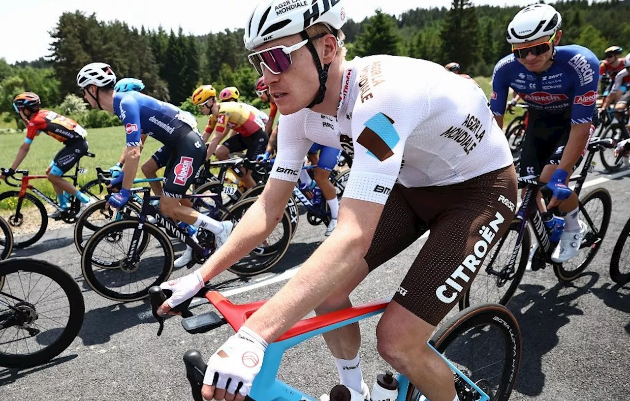 Cyclisme : Le Normand Paul Lapeira champion de France « à cinq kilomètres de la maison »