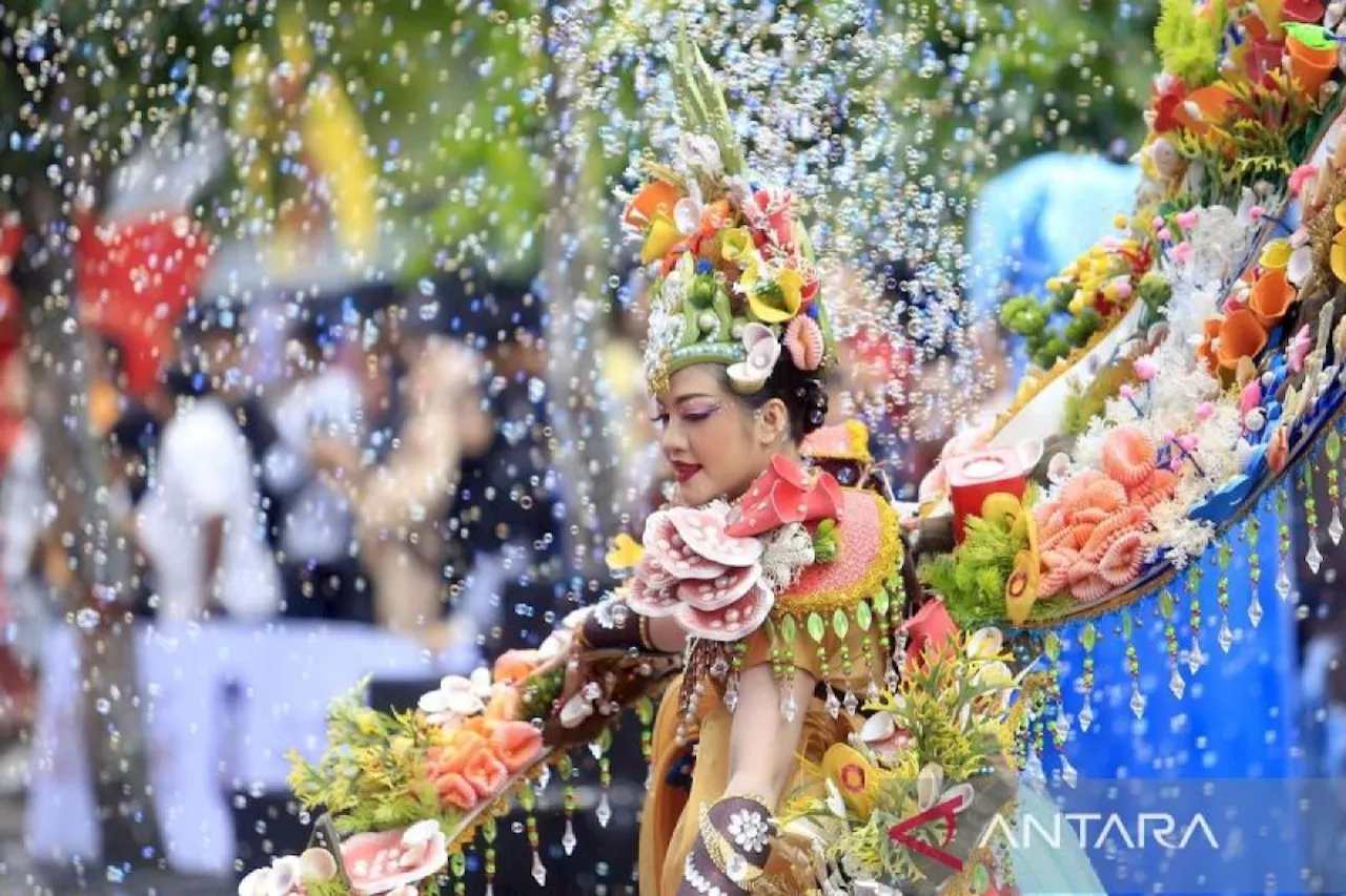 Sebanyak 50 kontingen meriahkan Gorontalo Karnaval Karawo 2024