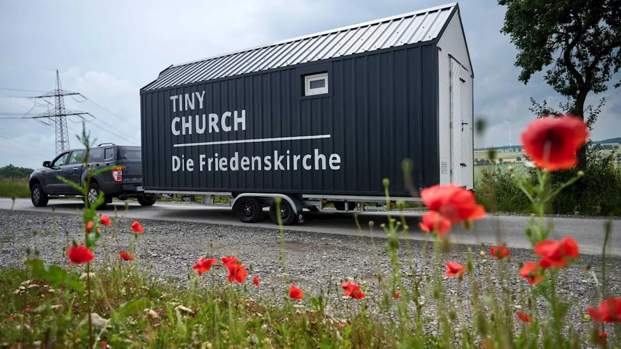 Mobile Tiny Church: Mini-Kirche auf Rädern und zum Ausleihen