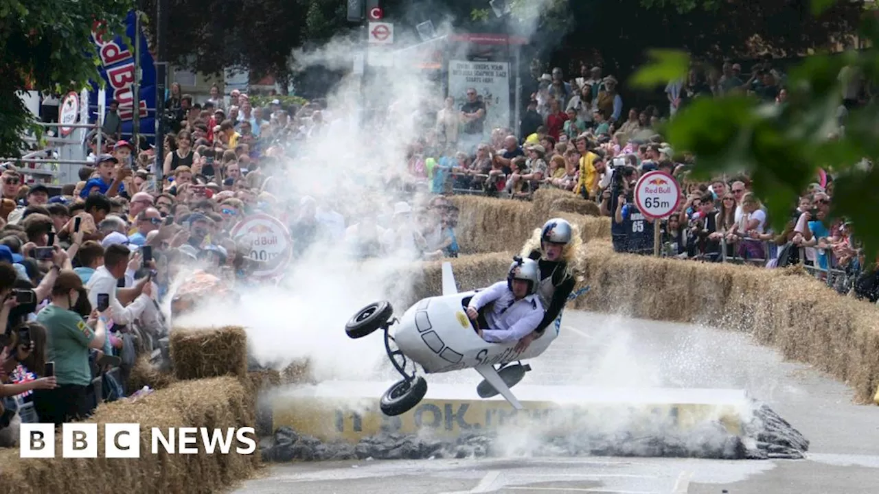 Alexandra Palace: Red Bull Soapbox race attracts thousands