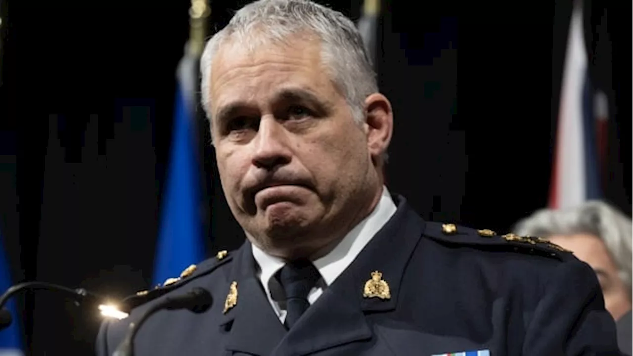 RCMP chief says he hopes MPs don't name politicians accused of aiding foreign powers in the House