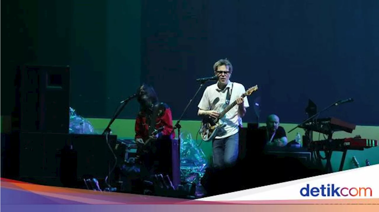 Weezer Ngajak Taylor Swift Kolaborasi Nih!