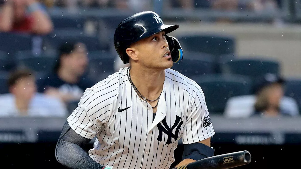 Yankees' Giancarlo Stanton goes on IL with strained hamstring