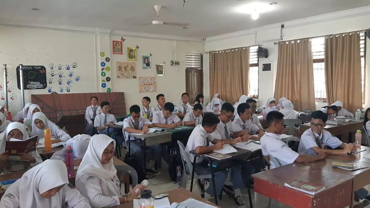 Siswa Titipan Masuk PPDB ”Jalur Siluman”