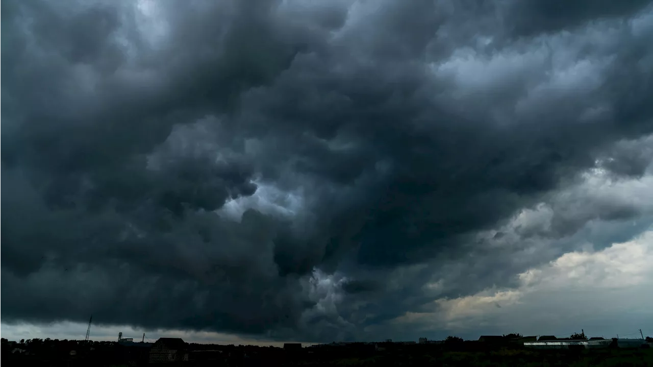 'Kräftige Gewitter' ziehen jetzt direkt nach Österreich