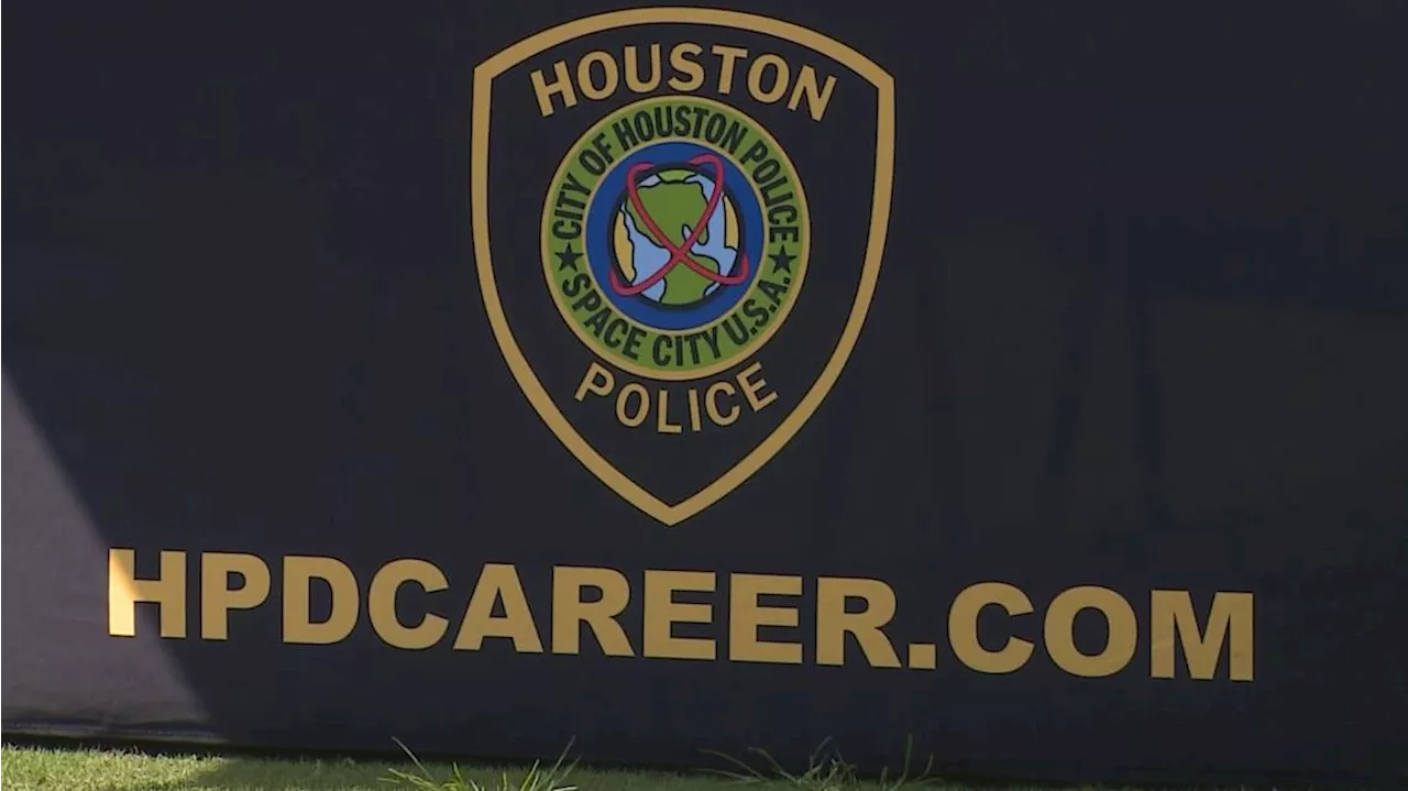 Houston police searching for recruits as force ranks dwindle