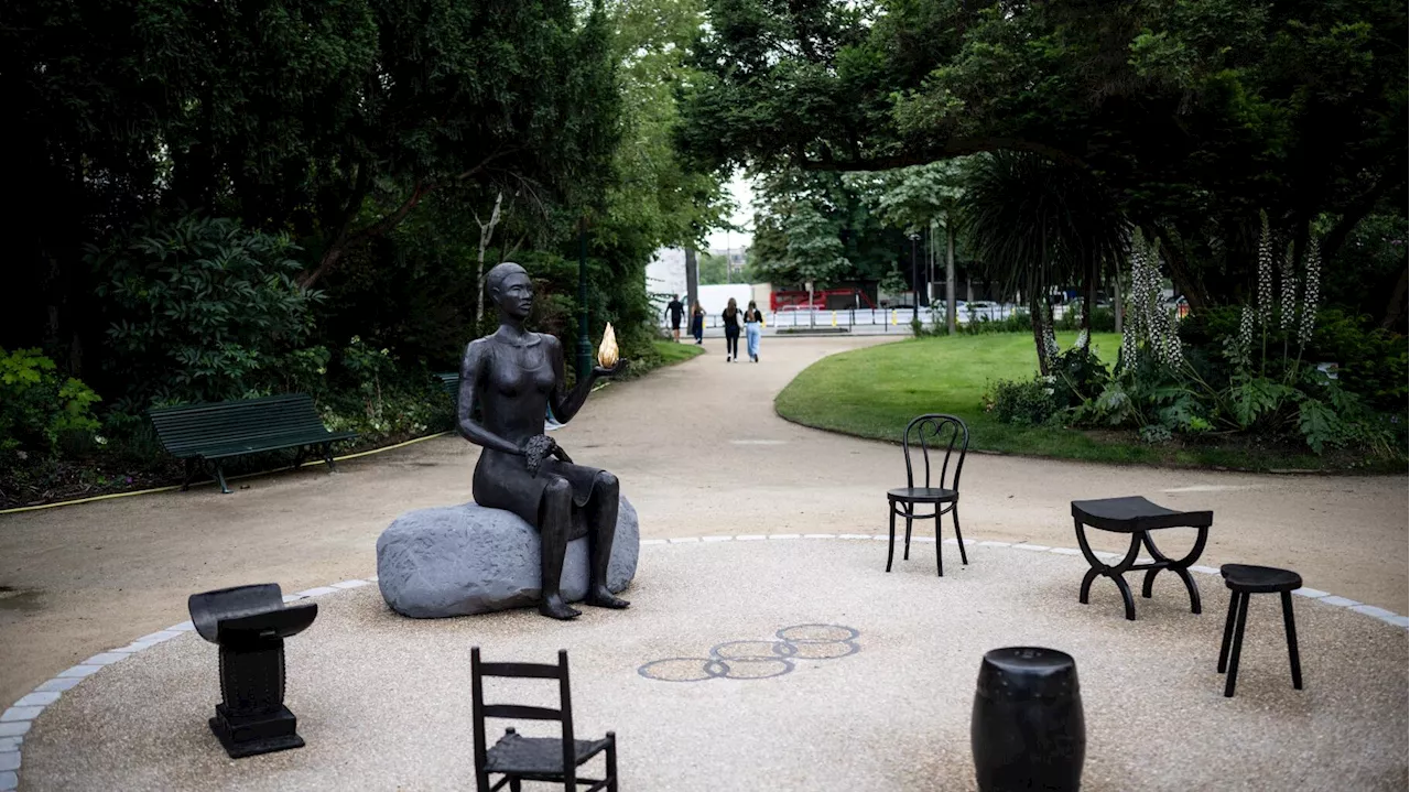 La sculpture des JO de Paris, « Salon », dévoilée au pied des Champs-Élysées