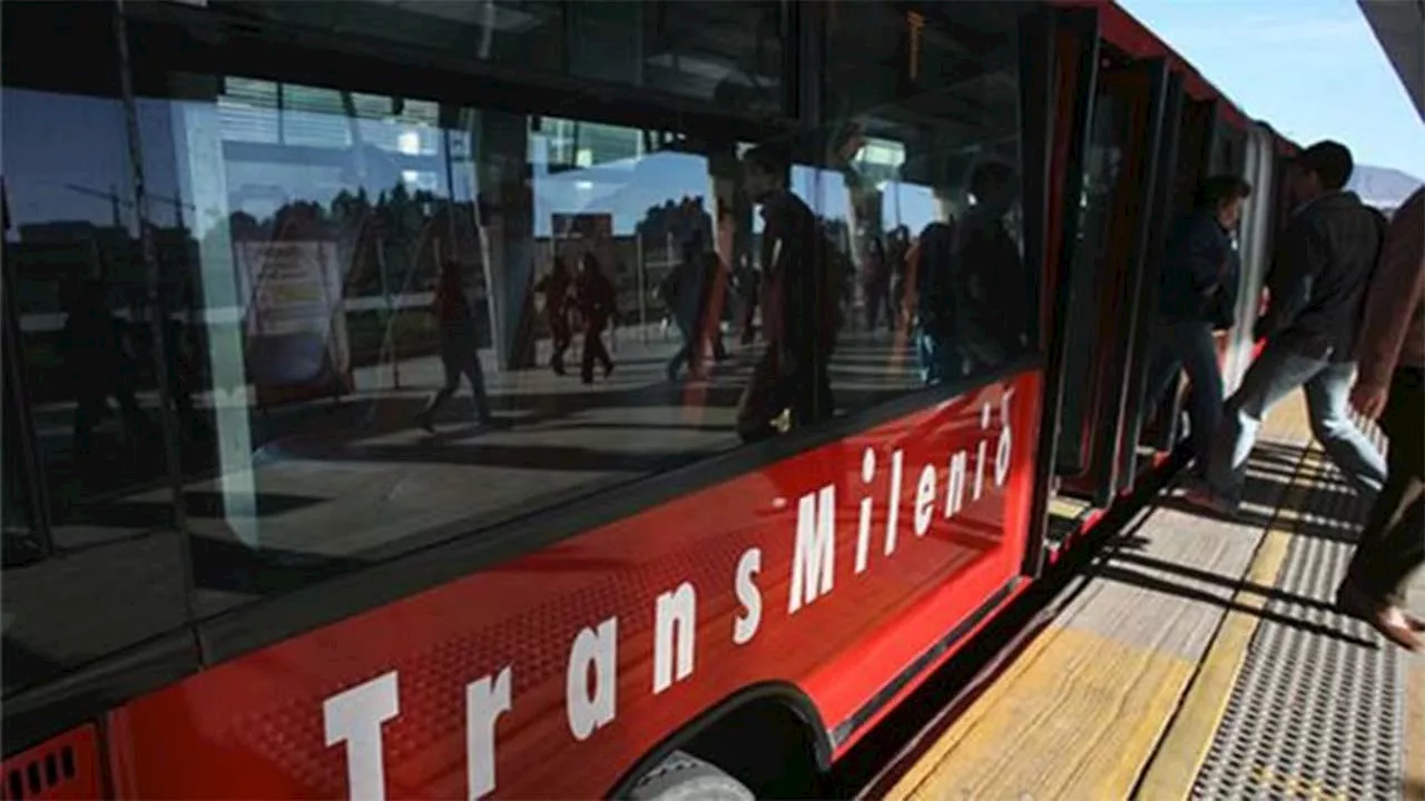 Capturadas dos «bellezas» dedicadas al hurto en estaciones de Transmilenio