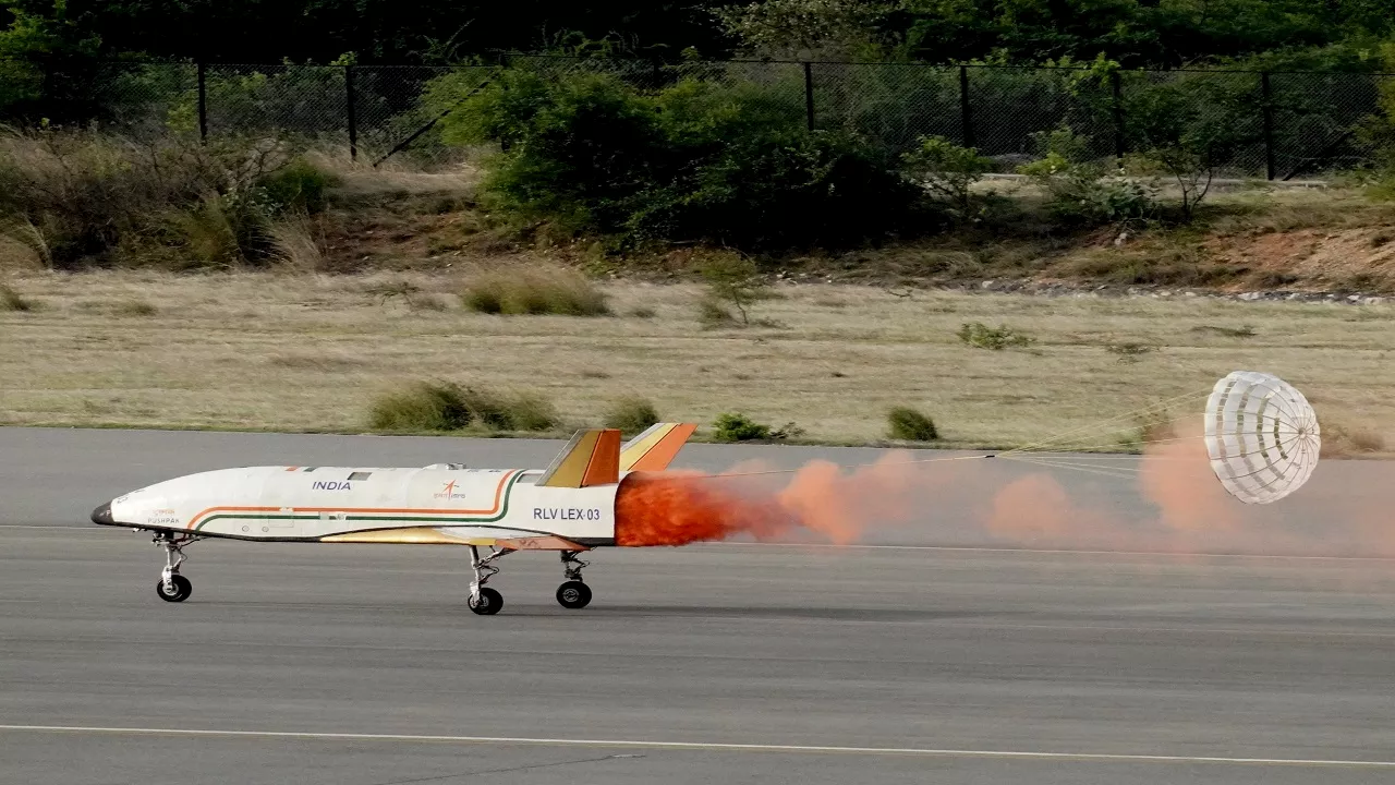 ISRO ने रचा इतिहास, ‘पुष्पक’ का सफल परीक्षण, जानें क्या है खासियत