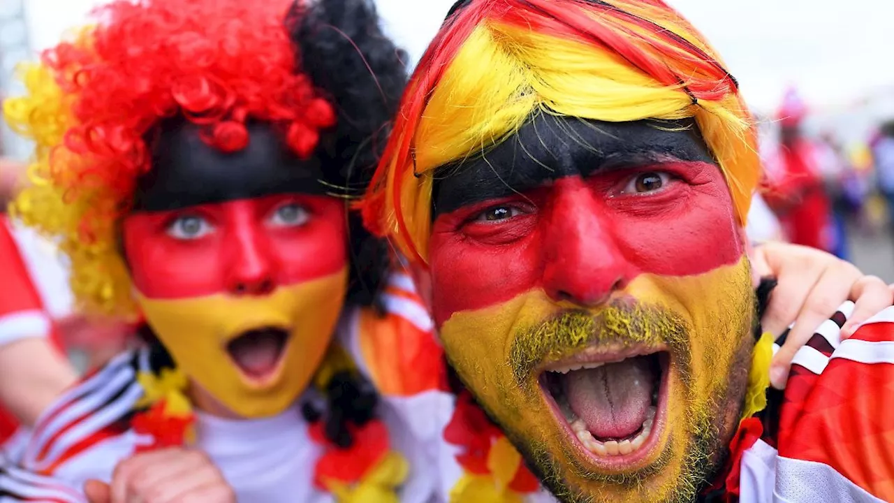 Hessen: Frankfurter Fanzone zwei Stunden vor Spiel fast voll