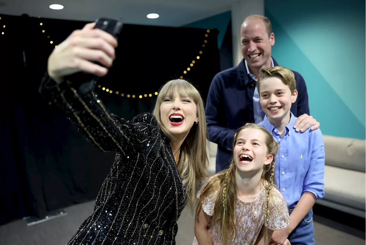 Taylor Swift poses with Prince William at ‘splendid’ London concert