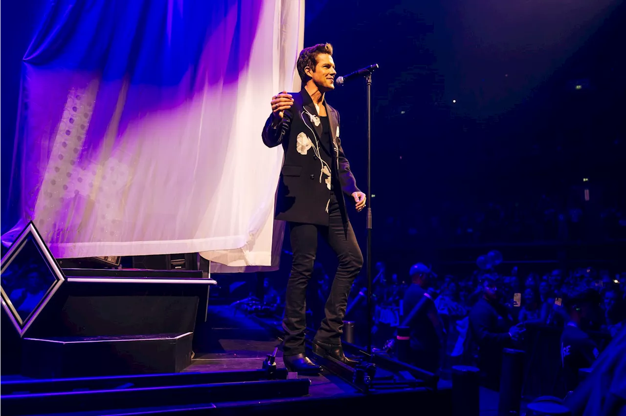 Watch the Killers Cover New Order, Stone Roses at Manchester Concert