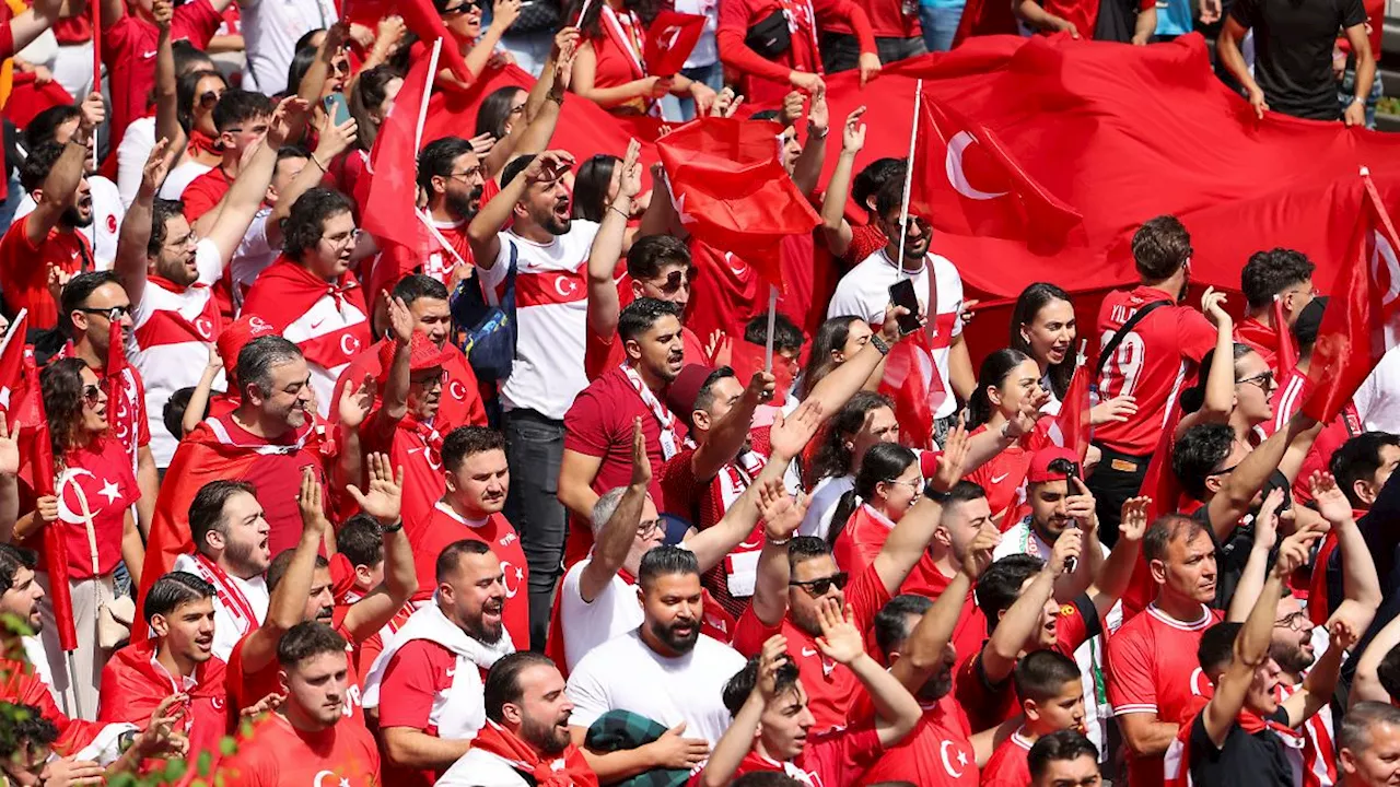 EM 2024: Massenschlägerei bei Public Viewing in Saarbrücken - vier türkische Fans verletzt