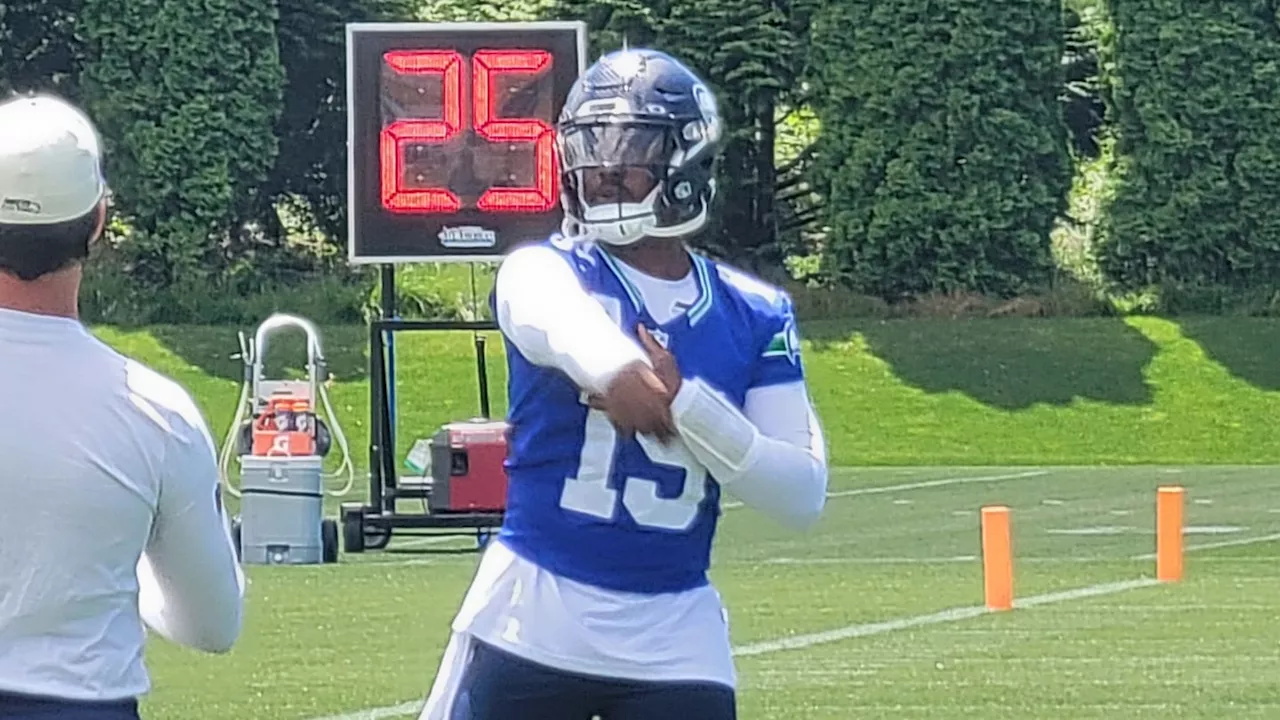 Seattle Seahawks 90-Man Roundup: Can PJ Walker Crash 53-Man Roster as Third QB?