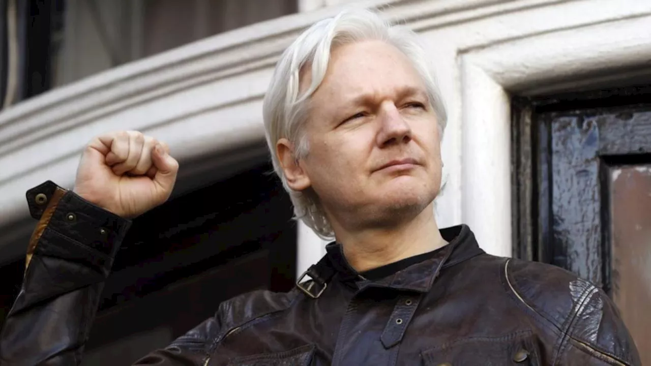 Wikileaks founder Julian Assange to plead guilty in deal with US and return to Australia