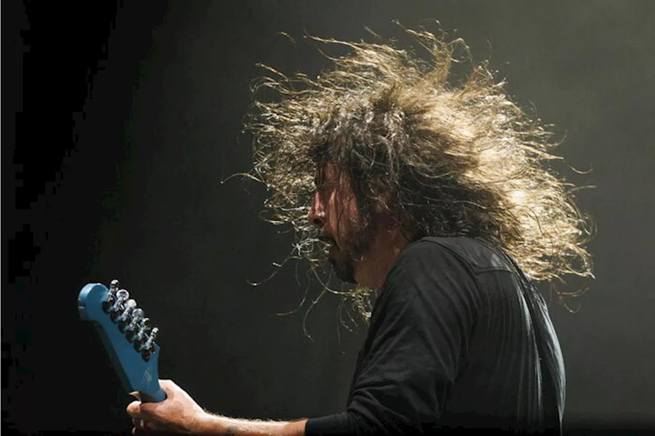 Dave Grohl attacca Taylor Swift, 'lei non suona dal vivo'