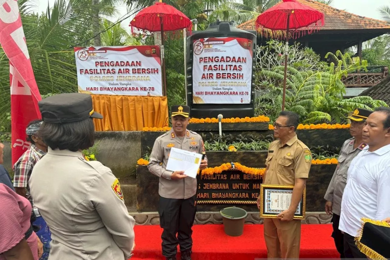 Polres Jembrana bantu bangun sumur bor atasi krisis air bersih