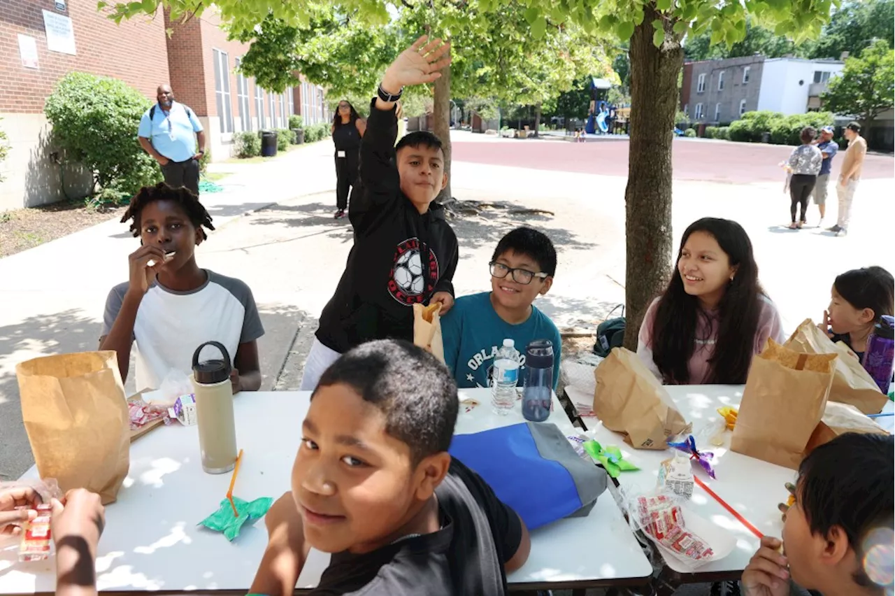 Chicago Public Schools launches free summer lunch program at schools across the city