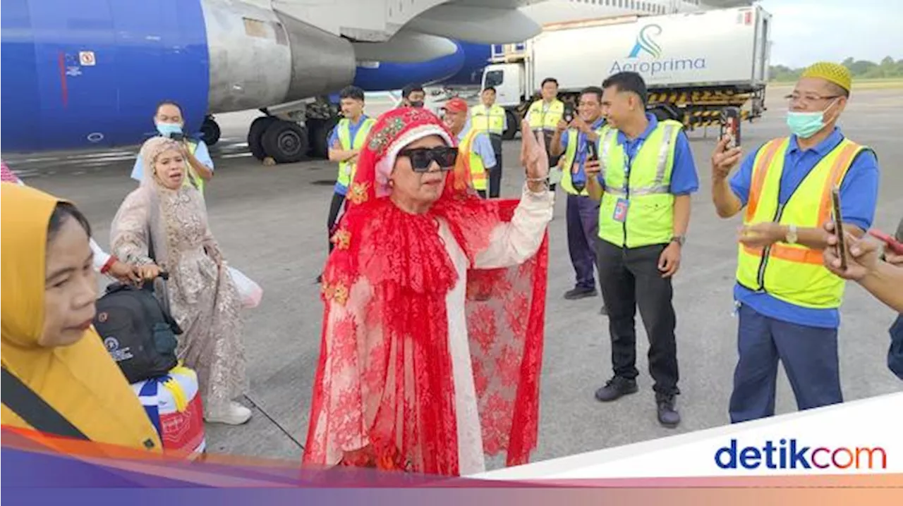 Ini Alasan Jemaah Haji Makassar Tampil Nyentrik Saat Pulang ke Tanah Air