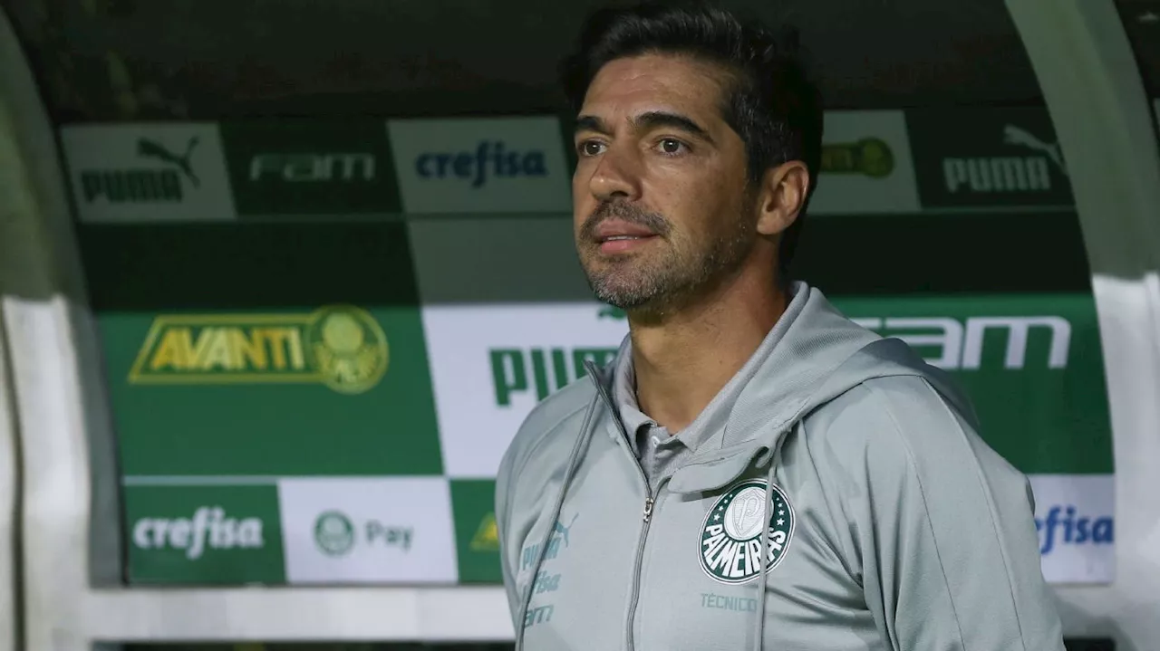 Abel Ferreira diz que Palmeiras não está em busca de centroavantes