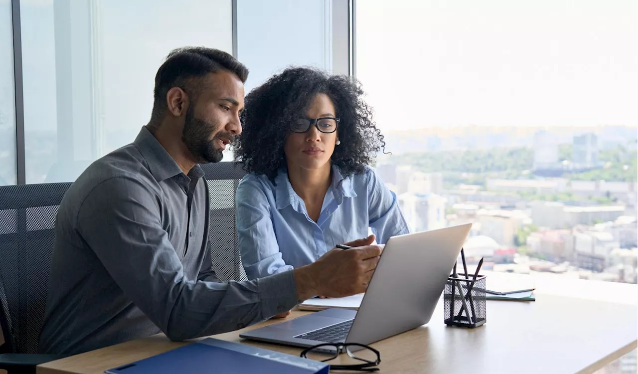How To Become A Stronger People Manager With A Simple Mindset Shift