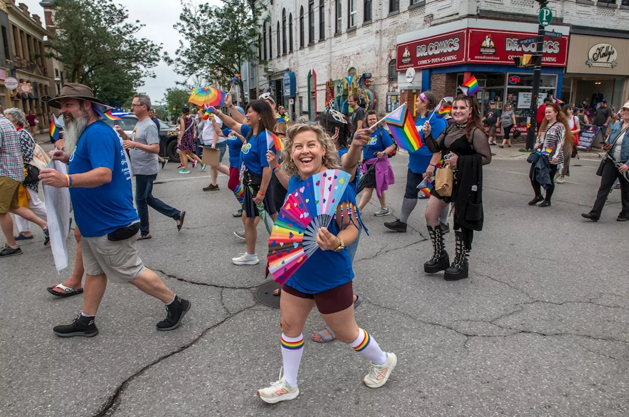 Hundreds take part in Orillia, Ont., Pride march