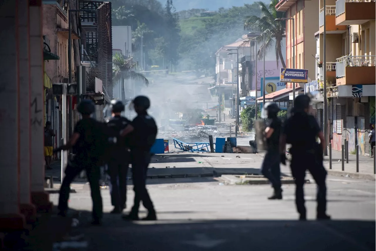 Buildings torched in fresh unrest in New Caledonia