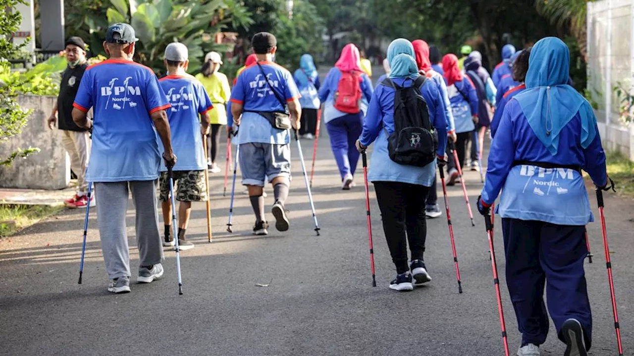 Jalan Kaki Punya Manfaat Besar untuk Penderita Nyeri Punggung Bawah