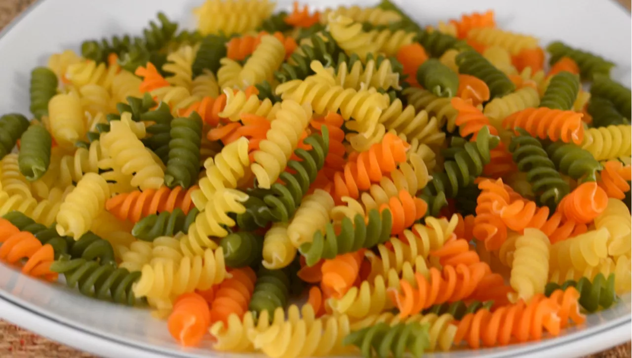 Scabin contro la pasta tricolore venduta nei duty free: 'Un danno per l'Italia'