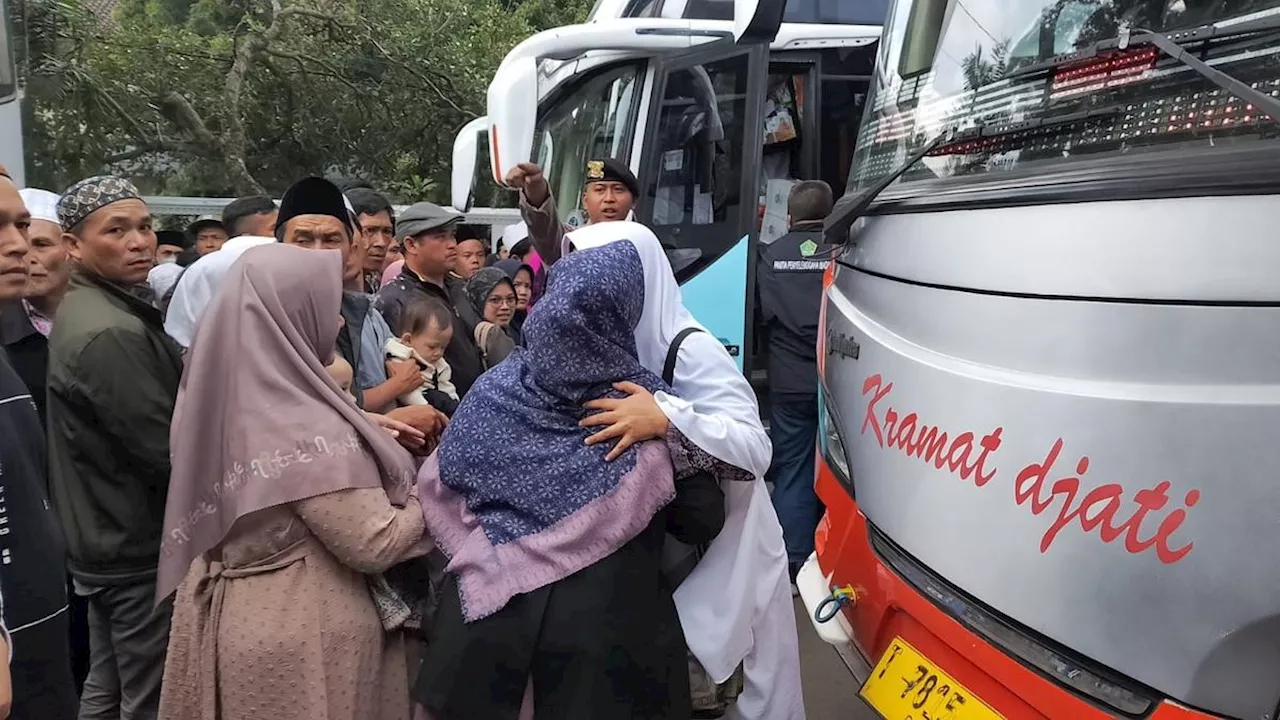 Jamban Bikin Kepulangan Jemaah Haji Asal Garut Terlambat 3 Jam, Keluarga Sempat Waswas