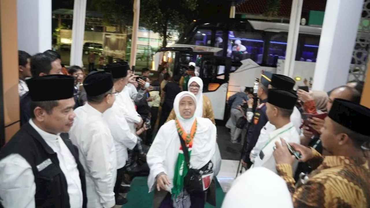 Jemaah Asal Jatim Diimbau Jaga Kemabruran Haji Usai Pulang ke Tanah Air