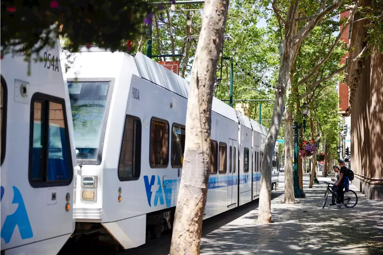 VTA light rail derailment forces Capitol Station closure, bus bridge ...