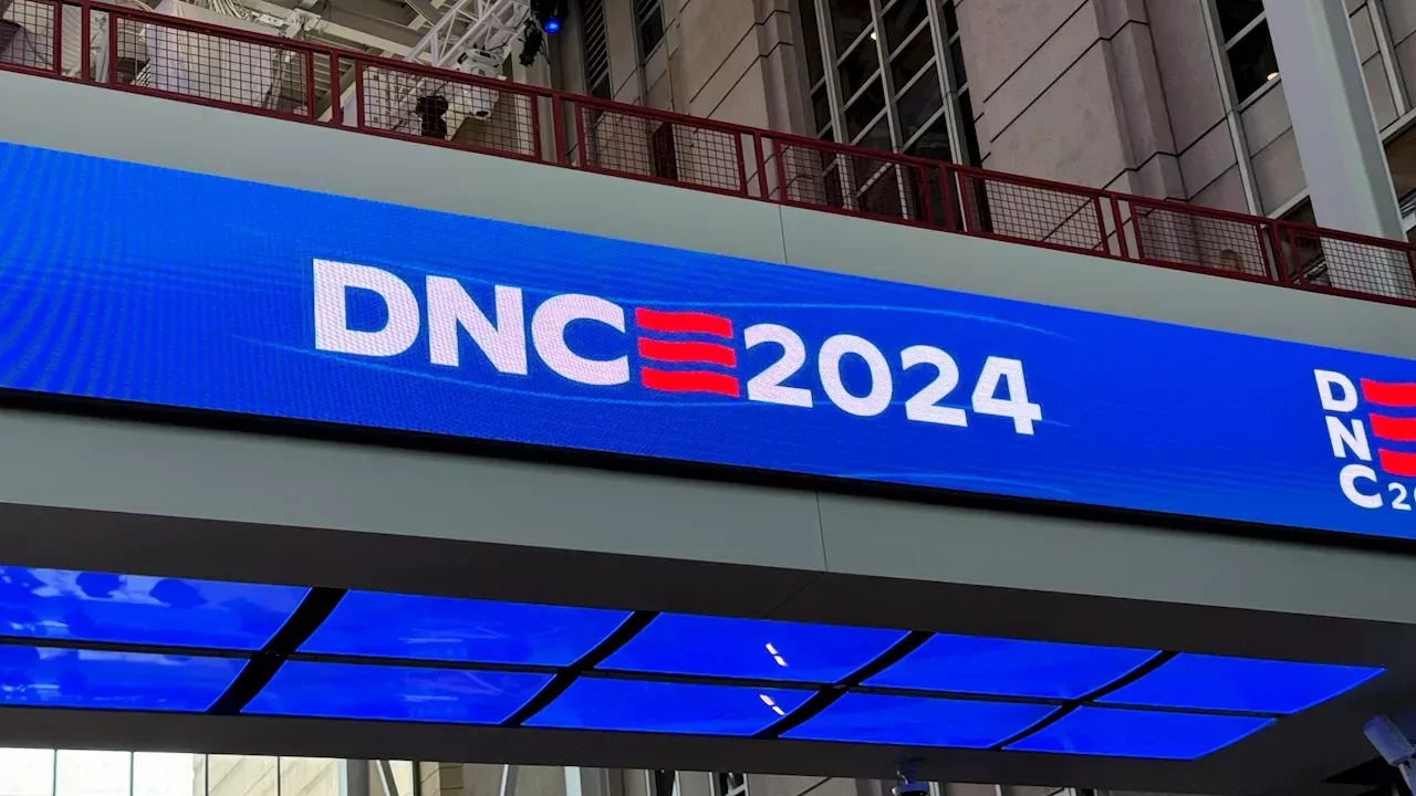 Setup begins at United Center ahead of Democratic National Convention