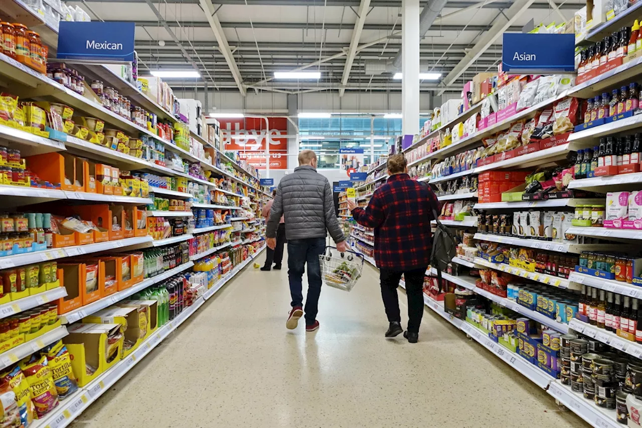 Parents whose children are eligible for free school meals offered £120 in supermarket vouchers