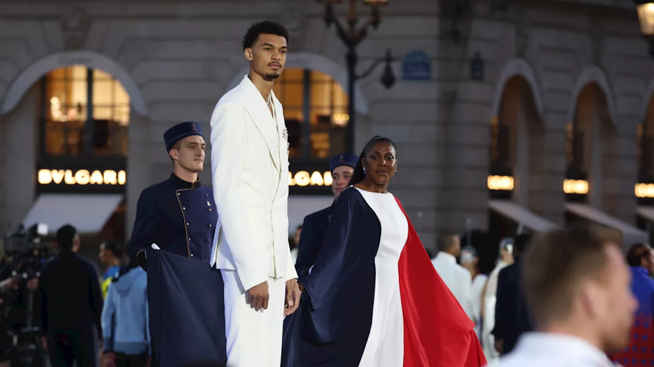 PHOTOS: Victor Wembanyama makes waves at Paris Fashion Week