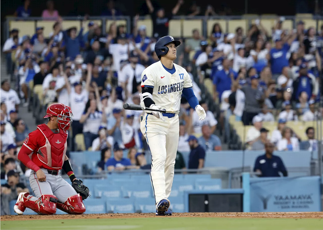 Dodgers' Shohei Ohtani Celebrates First Week in Leadoff Spot With Major Award