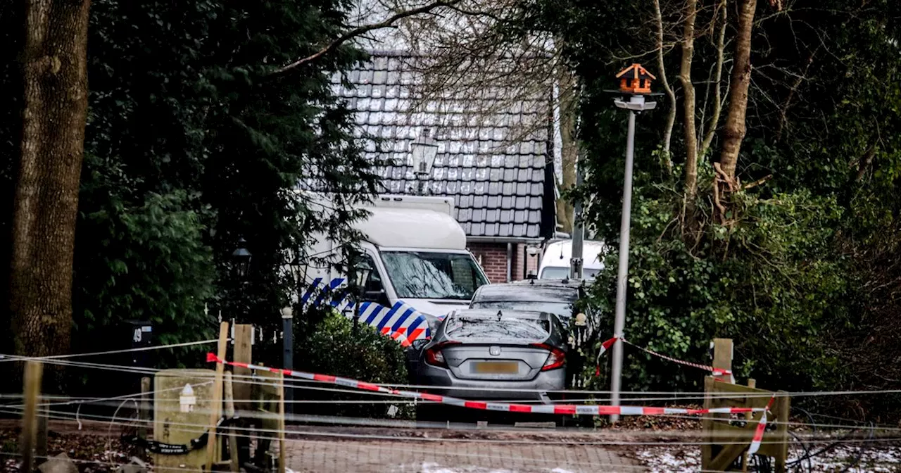 Tweetal aangehouden voor leveren van illegale wapens aan Richard K. uit Weiteveen