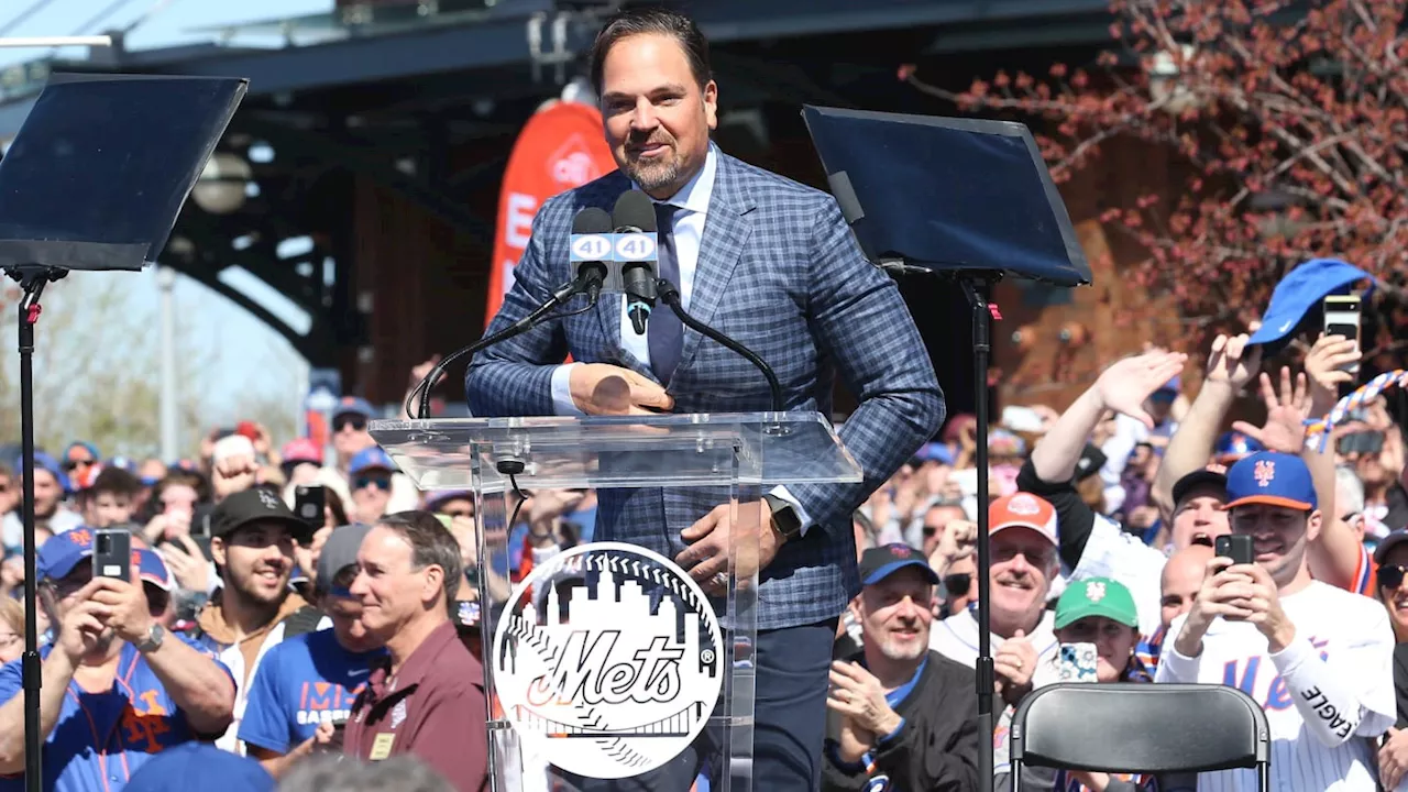 Mets Legend Mike Piazza Offers Perspective on Pete Alonso's Upcoming Free Agency