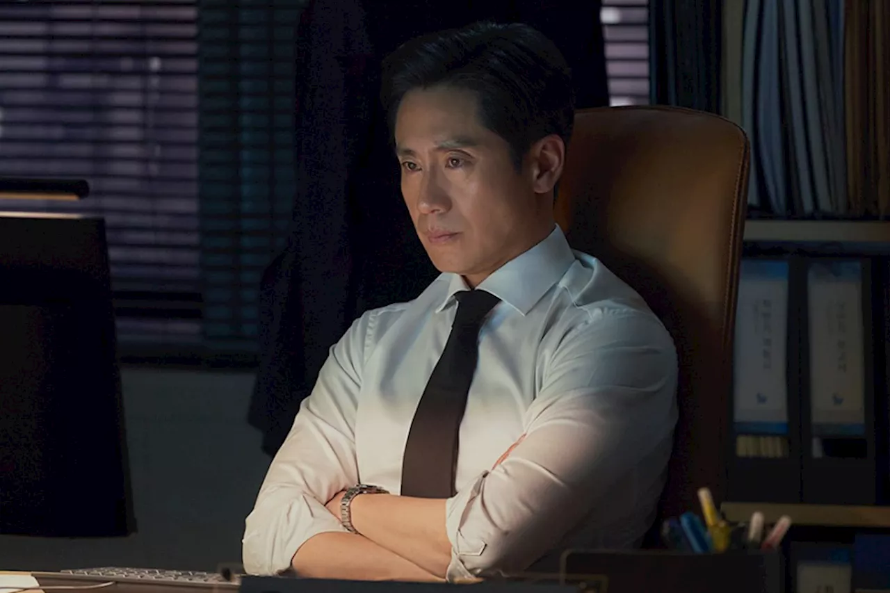 Shin Ha Kyun Dishes On His Character In Upcoming Drama “The Auditors”