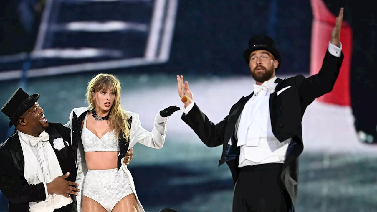 Überraschungsauftritt: Taylor Swift holt erstmals Travis Kelce auf die Bühne