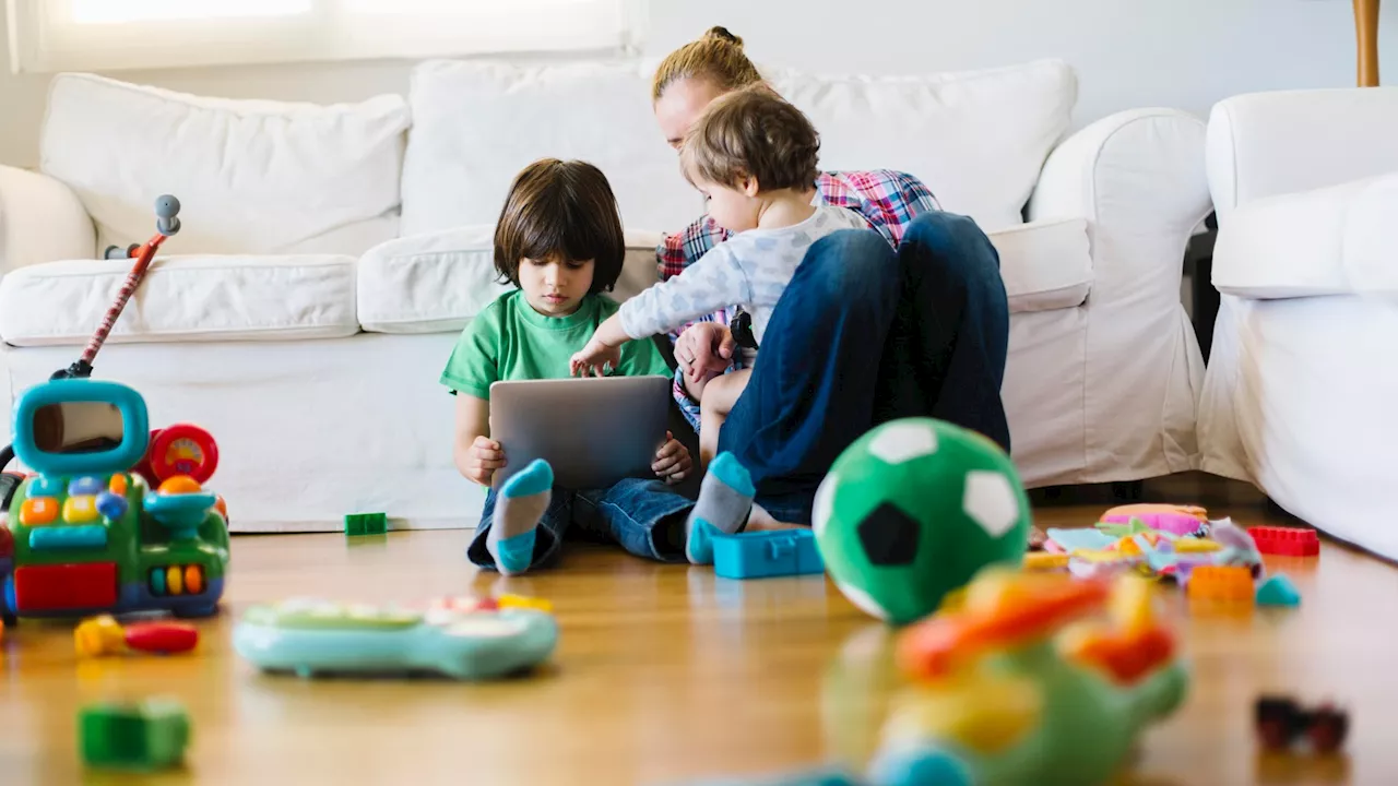 Freebies and discounts parents on Universal Credit and benefits can get worth up to £3,286...