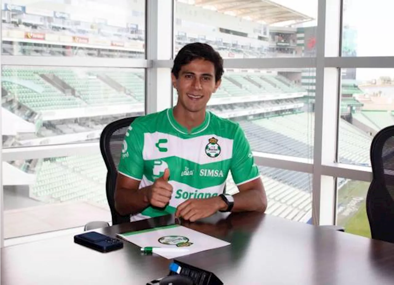 José Juan Macías es nuevo delantero de Santos Laguna para el Apertura 2024