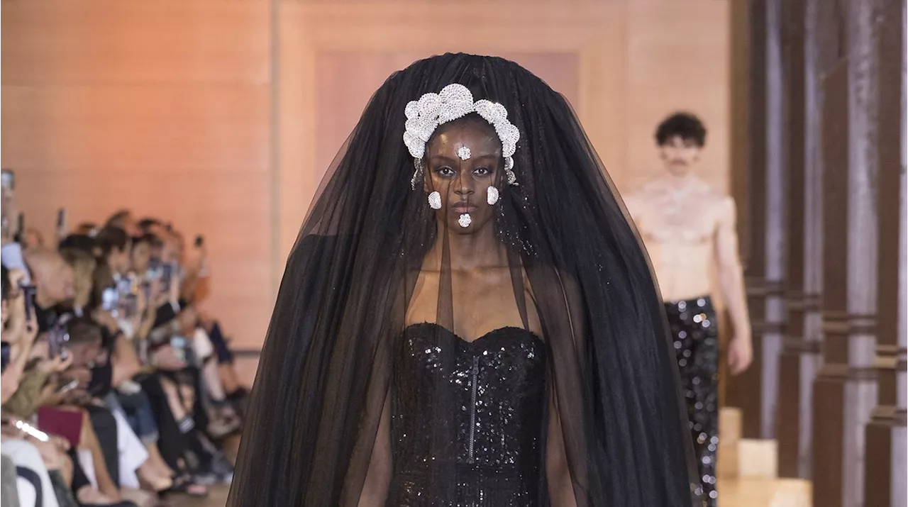 Rahul Mishra Fall 2024 Couture: All About Aura