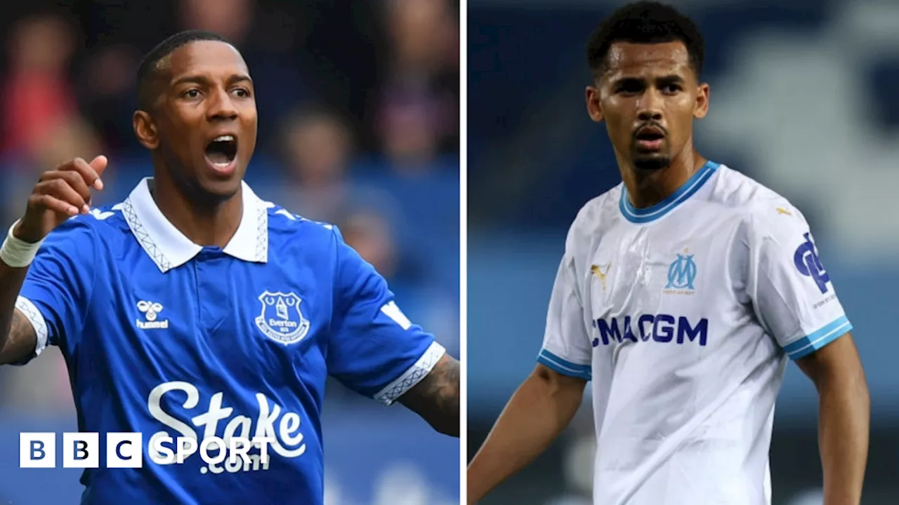 Everton transfer news: Ashley Young signs new deal & Iliman Ndiaye talks progress