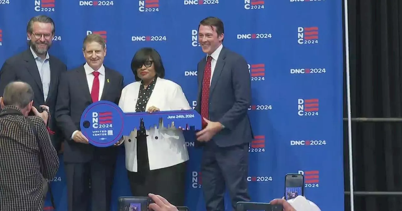 DNC sets up for the big show at Chicago's United Center