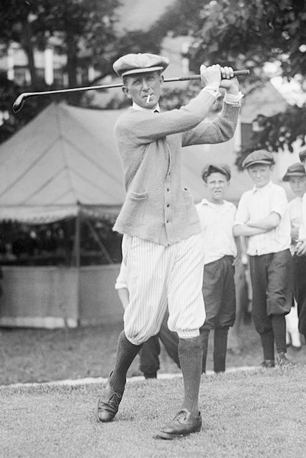 Today in Sports History: Jock Hutchinson becomes first American to win the British Open