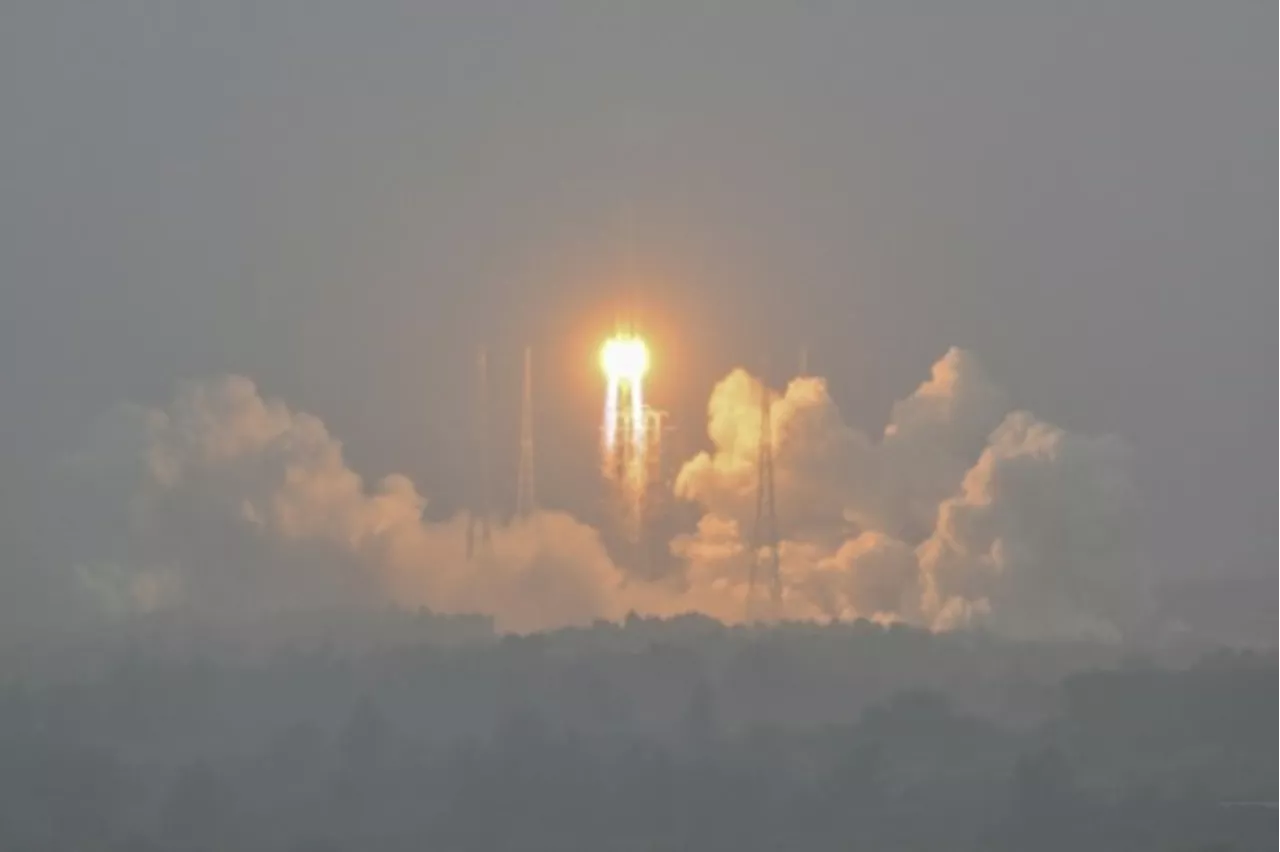 La Chine ramène sur Terre d'inédits échantillons de la face cachée de la Lune