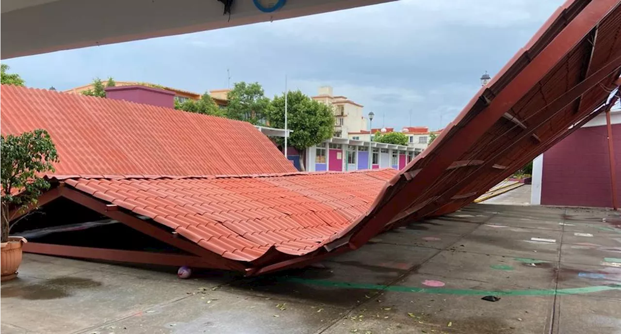 LLuvias, granizo y ráfagas de viento provocan caída de techo en Jardín de Niños en Tecámac